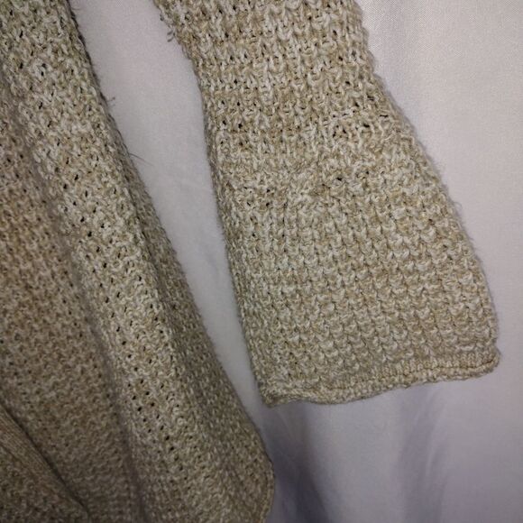 Hooked up by Iot cardigan - Picture 3 of 7